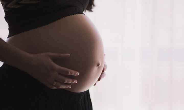 پاورپوینت حاملگی های ناخواسته در نوجوانان و تاثیر آن بر سلامت مادر، جنین، نوزاد، کودک و خانواده